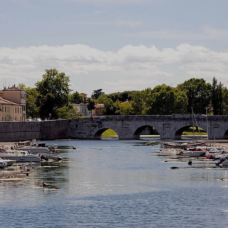 Ponte tiberio rimini